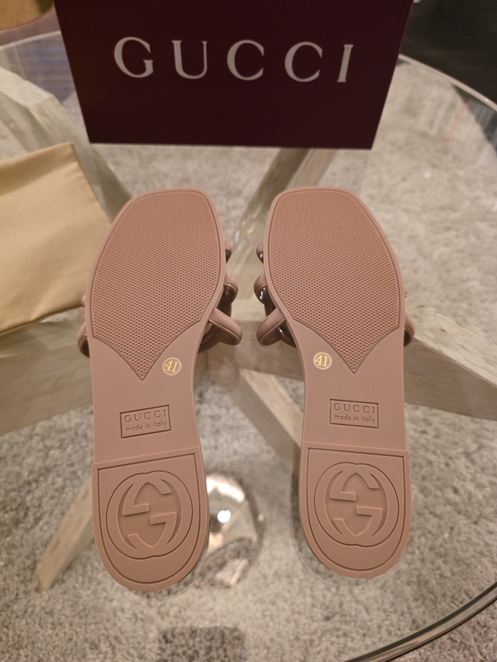 Gucci Khaki/Tan GG Logo Rubber Sandals - Picture 3 of 4